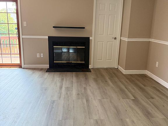 5th image of 103 Bedford Pl