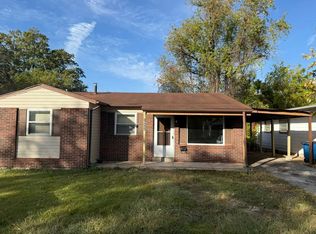 10443 Royal Dr, Saint Louis, MO 63136