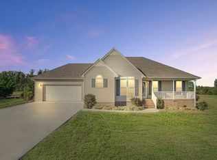 185 Patrick Rd, Fayetteville, TN 37334