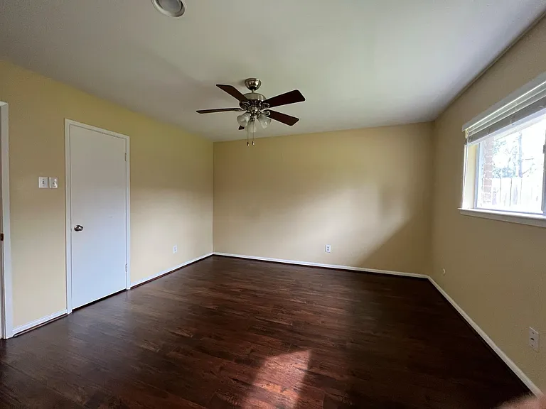 9619 Beverlyhill St — Photo 11