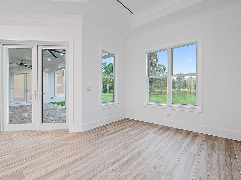 18211 SE Old Trail Dr W — Photo 32