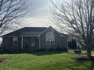 119 Irish Oaks Dr, Portland, TN 37148