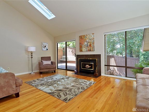 3rd image of 2515 174th Ave NE