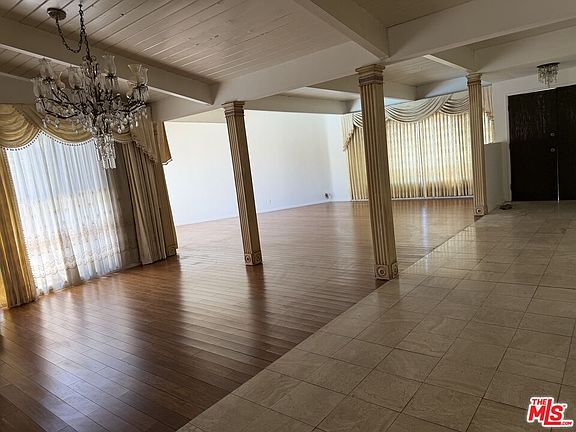 4th image of 6417 Wystone Ave