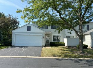 1372 Normantown Rd, Naperville, IL 60564