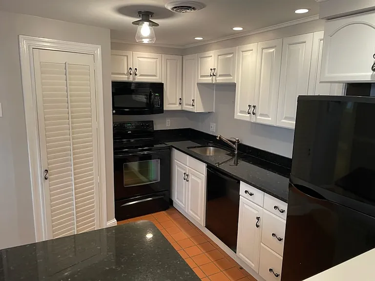 3035 Q St NW #2 — Photo 15
