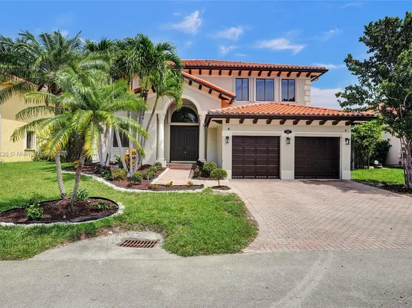 7467 SW 189th St, Cutler Bay, FL 33157