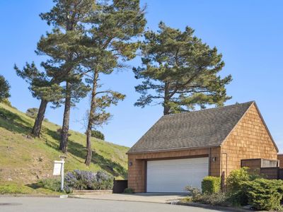 100 Milland Drive, Mill Valley, CA, 94941