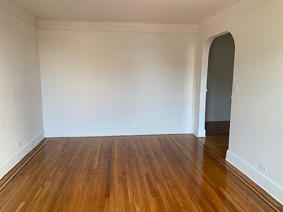 4th image of 28-16 34th St #2F