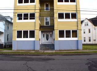 28 Carhart Ave APT 2R, Johnson City, NY 13790
