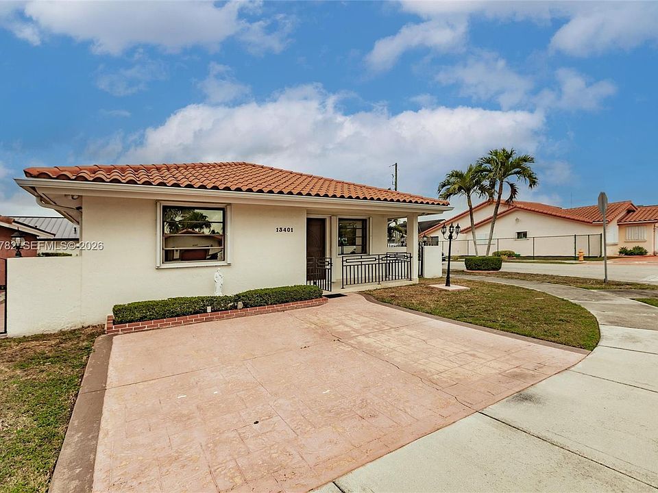 1st image of 13401 SW 30th St