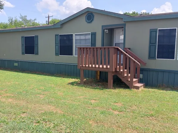 4329 W Park Row Blvd Trailer 31, Corsicana, TX 75110