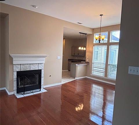 2nd image of 1721 English Colony Dr