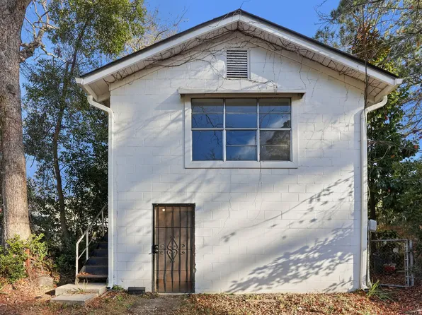 1303 E 33rd St, 1303 E 33rd St, Savannah, GA 31404