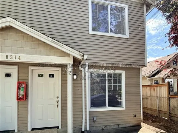 8314 SE Yamhill St #2, Portland, OR 97216