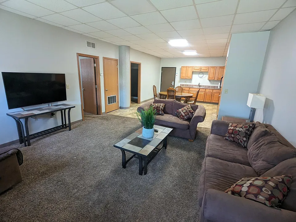 2202 W State St #208