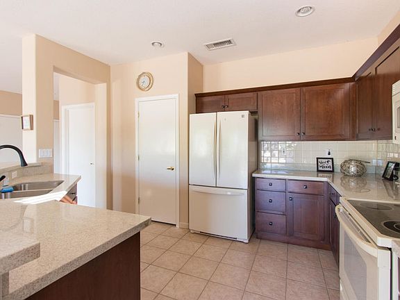5th image of 16097 W Desert Winds Dr