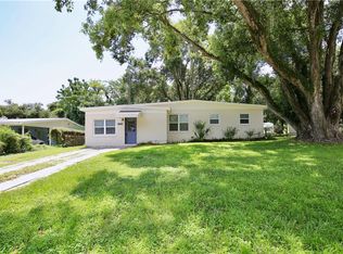 2207 Jobbins Dr, Leesburg, FL 34748