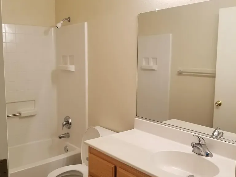 2187 Silverado Ave — Photo 7