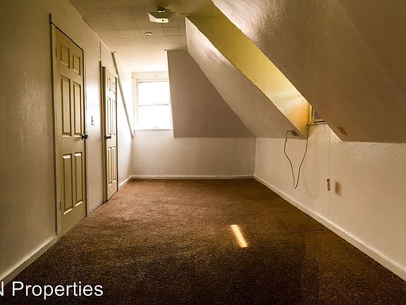 5th image of 714 Lagro Ave