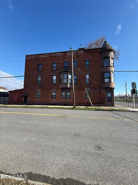 4th image of 1301 Broadway
