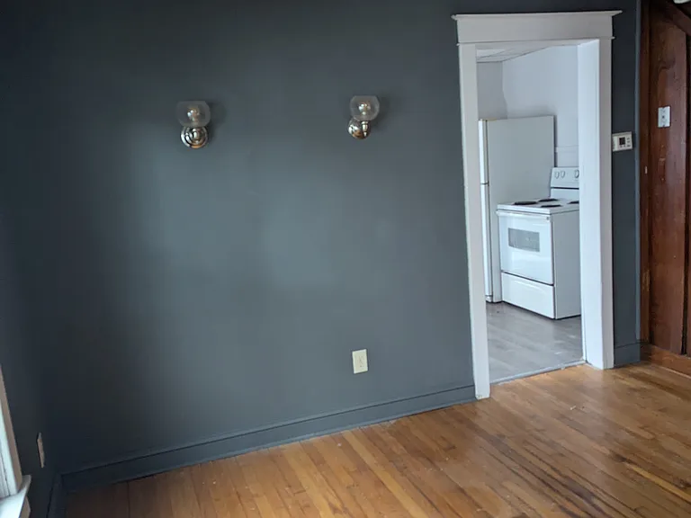 13 N Harrison St — Photo 3