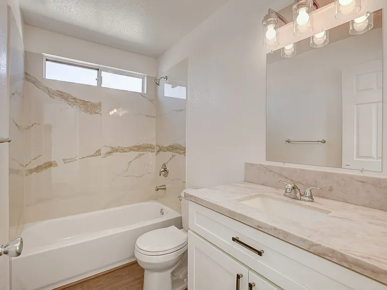 8005 Vision St — Photo 26
