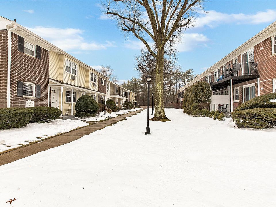 1st image of 2809 Wilshire Ln #2809