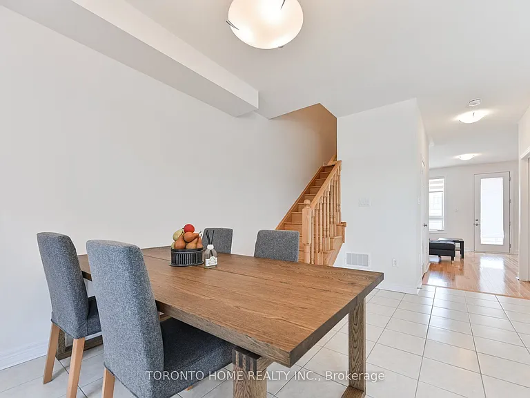 113 Mumbai Dr — Photo 13
