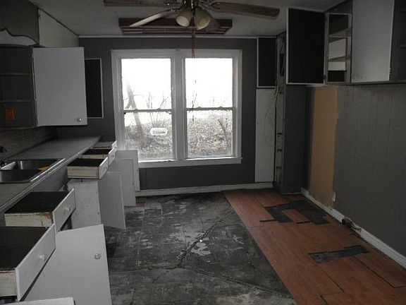5th image of 5742 Marsh Ave