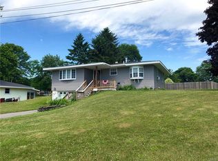 8810 Walnut Dr, Rome, NY 13440