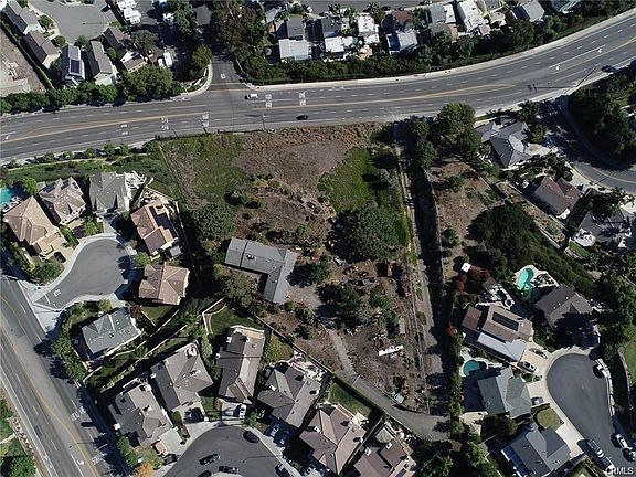 5th image of 32791 Del Obispo St