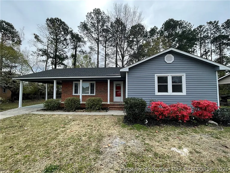 1017 Xavier Dr — Photo 1
