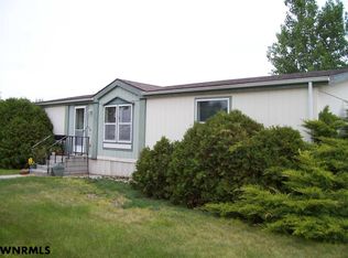 203 E P St, Lyman, NE 69352