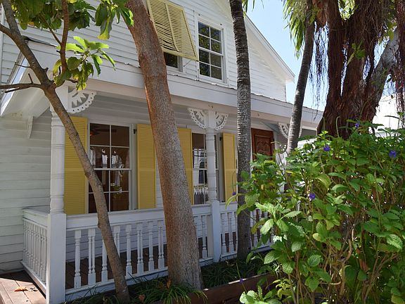 2nd image of 704 Olivia St