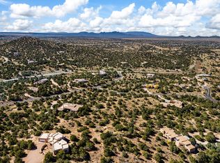 101 Alteza, Santa Fe, NM 87508