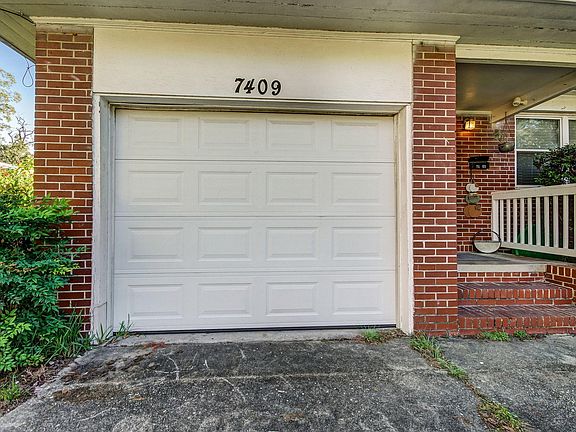 5th image of 7409 Pineville Dr
