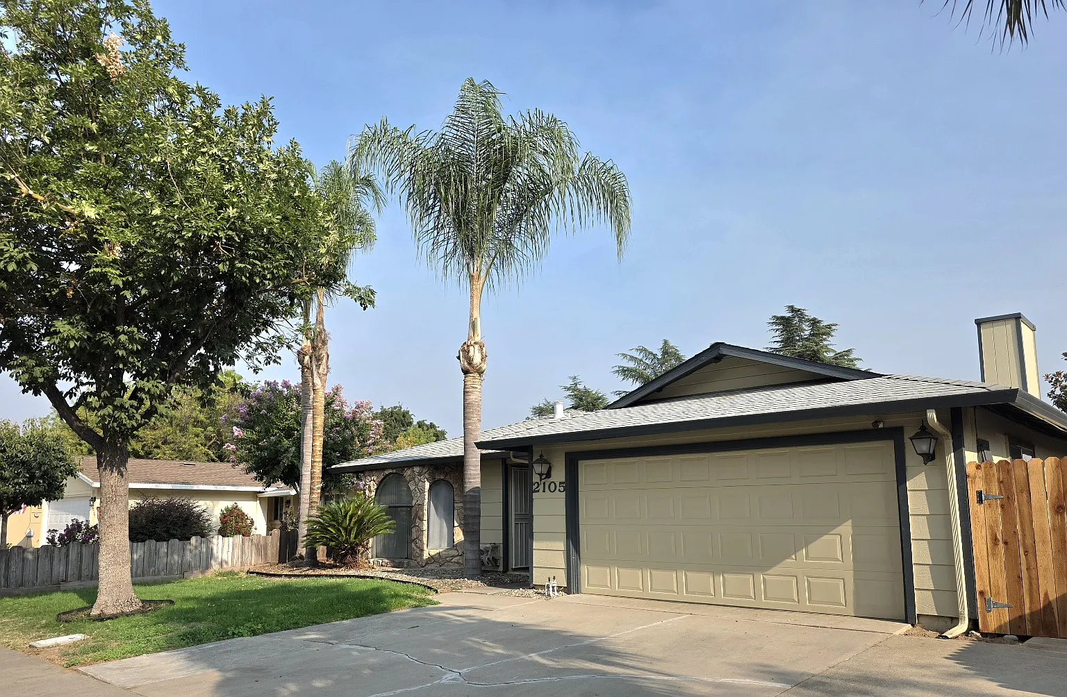 3 bed, 1640 sqft, $2,550 — Photo 2