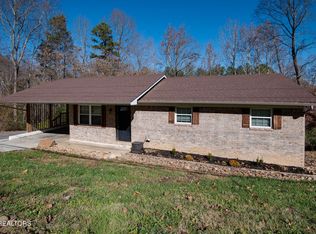 8124 Sharp Rd, Powell, TN 37849