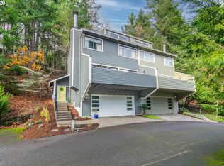 903 Brookside Dr, Eugene, OR 97405