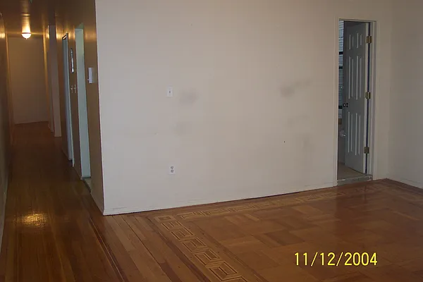 Rented by Singleton Realty | media 3
