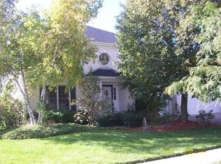 1108 Hollingswood Ave, Naperville, IL 60564