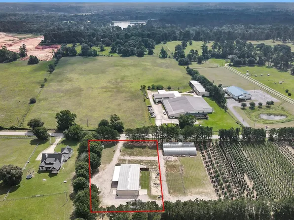 12585 Rose Rd, Willis, TX 77378