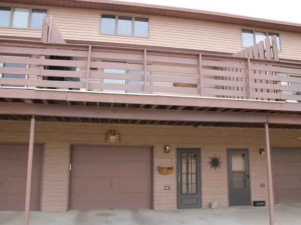 922 E Owens Ave, Bismarck, ND 58501