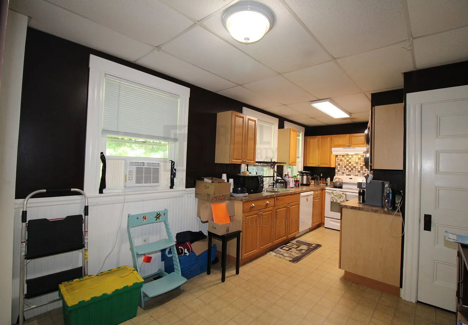 2 bed, 1.0 bath, 1569 sqft, $2,275 — Photo 2