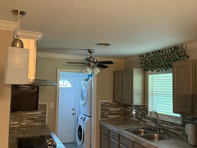 3460 Kipling Dr — Photo 26