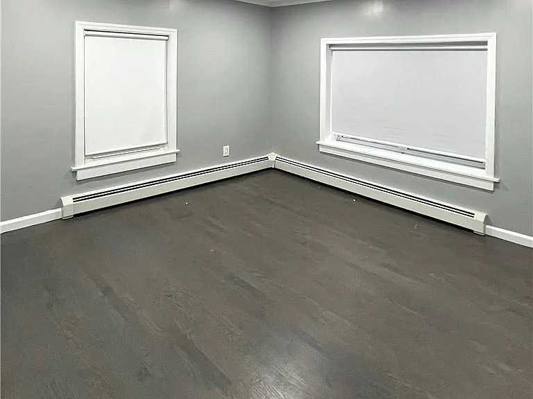 31 Riverside Ave — Photo 6