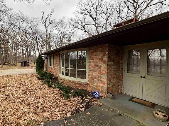3rd image of 7116 Faust Ln