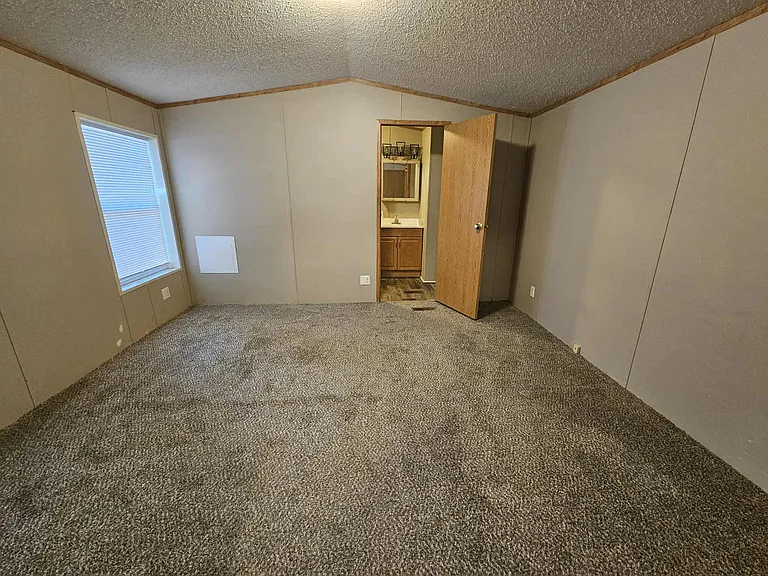 Lawndale Estates — Photo 18