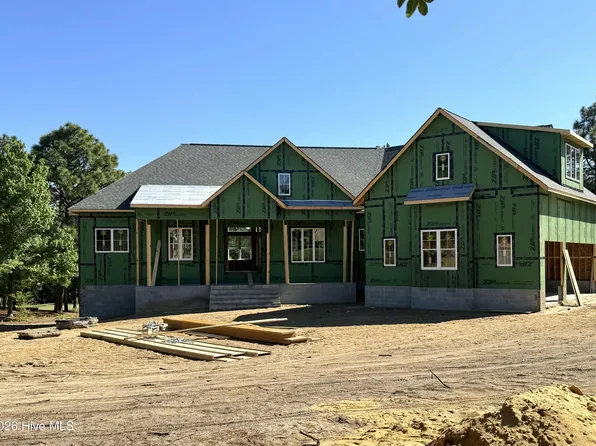 20 New Castle Place, Pinehurst, NC 28374